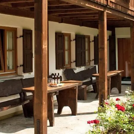 Gaestehaus Enzianhof Garni Oberammergau