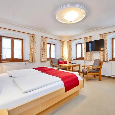 Gaestehaus Enzianhof Garni Oberammergau