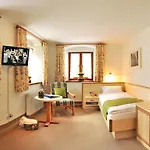 Gaestehaus Enzianhof Garni Гостевой дом