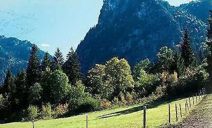 Gaestehaus Enzianhof Garni 3*