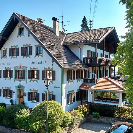 Gaestehaus Enzianhof Garni ゲストハウス